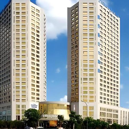 Howard Johnson By Wyndham Sunshine Plaza Ningbo Exterior photo