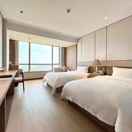 Howard Johnson By Wyndham Sunshine Plaza Ningbo Exterior photo