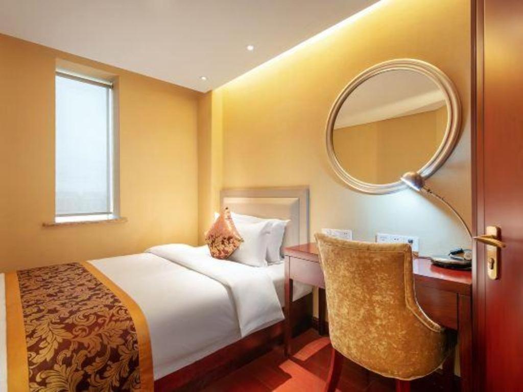 Howard Johnson By Wyndham Sunshine Plaza Ningbo Exterior photo